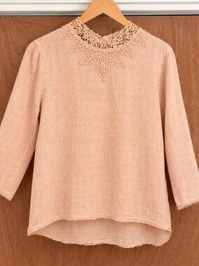 Classic linen mock neck top